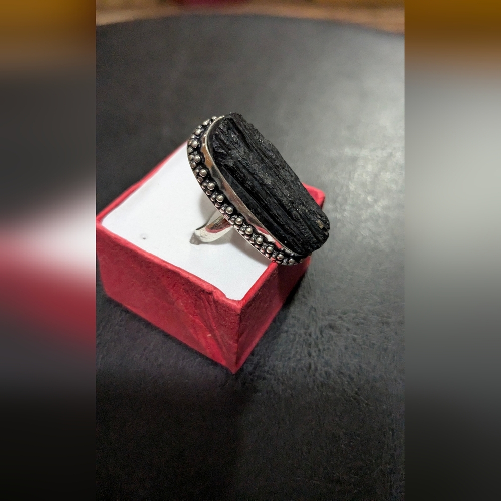 Handcrafted Oversized Raw Black Tourmaline Unisex Ring (7) - Picture 9 of 10